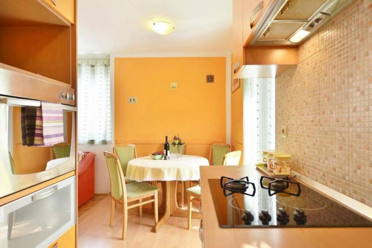 Apartment Vicko Omis Luaran gambar